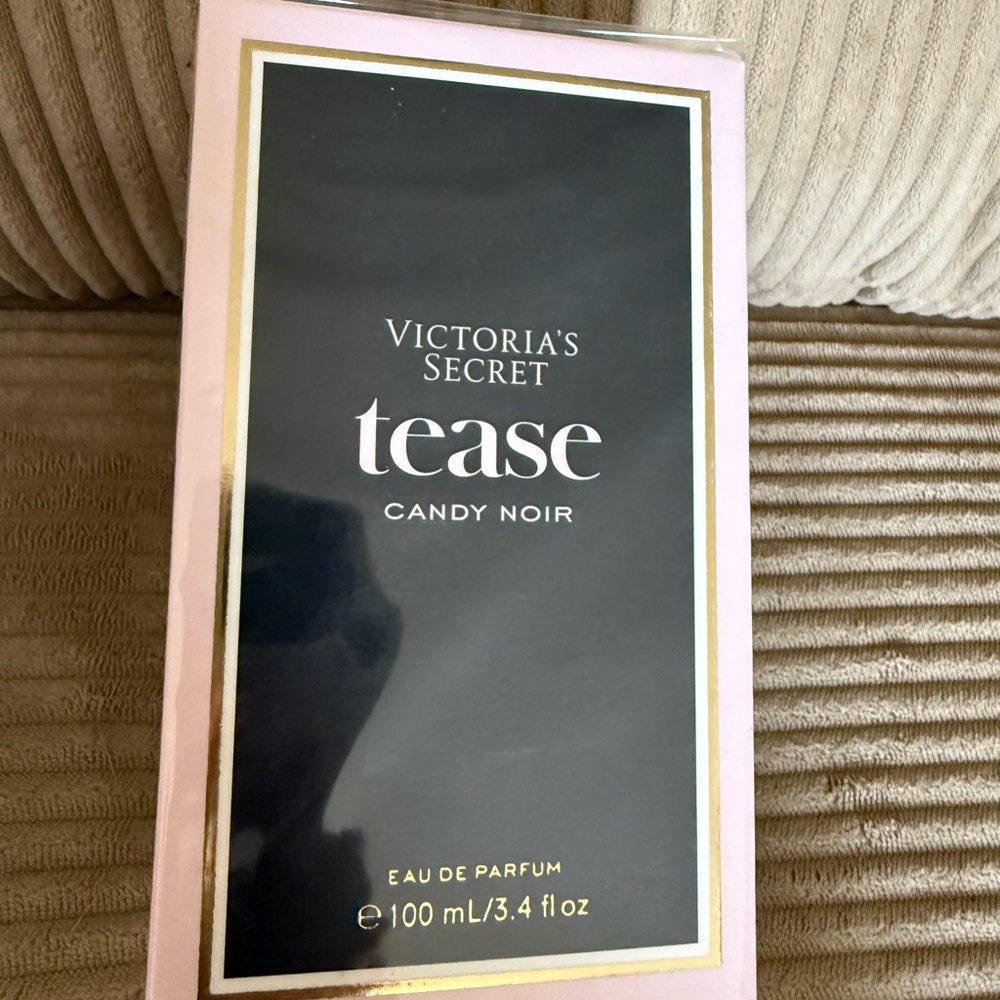 Victoria's Secret Tease Candy Noir Perfume - Black and Pink